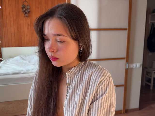 PlumyBun's BongaCams show and profile