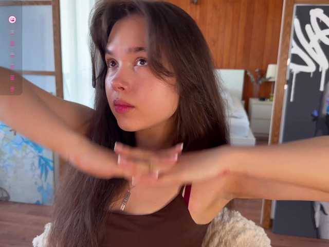 PlumyBun live cam on BongaCams