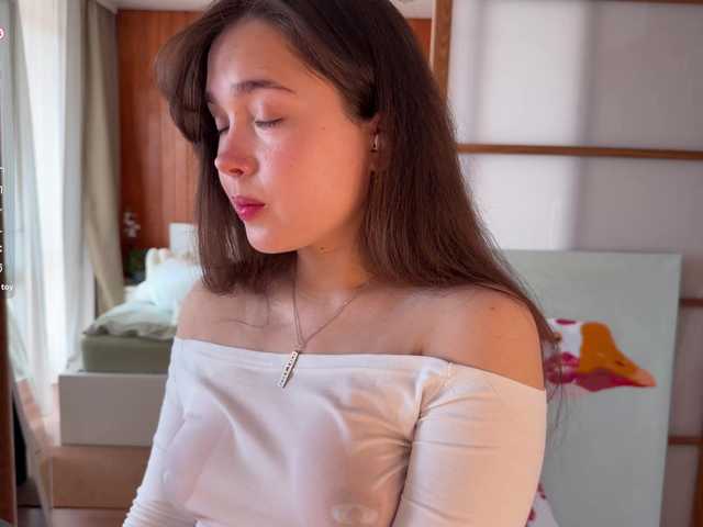 PlumyBun's BongaCams show and profile