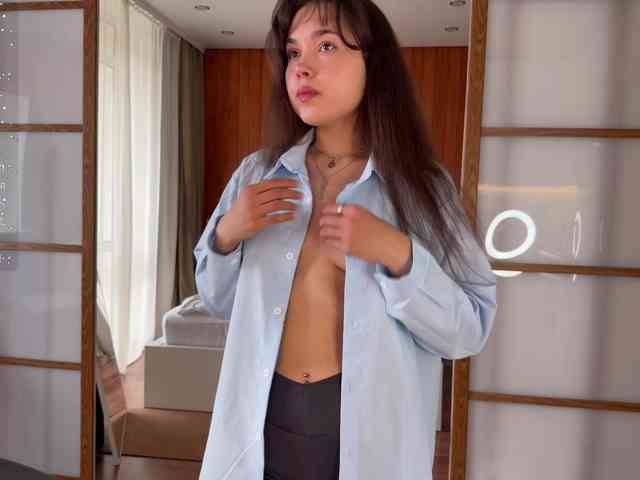 PlumyBun Sex Cam Show