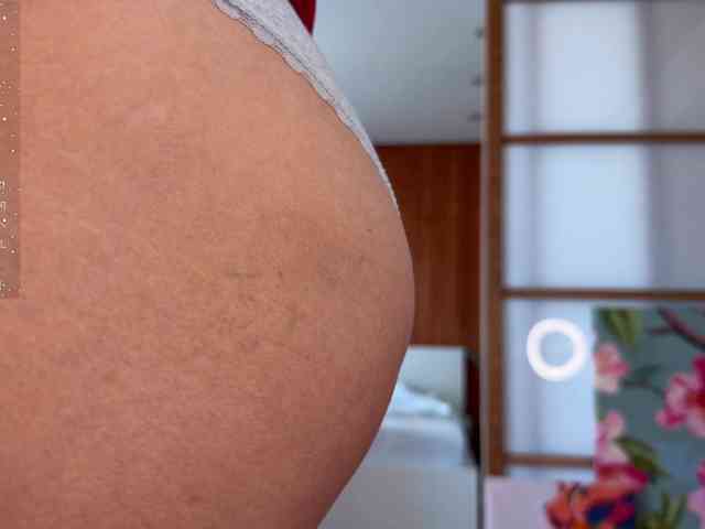 PlumyBun Sex Cam Show