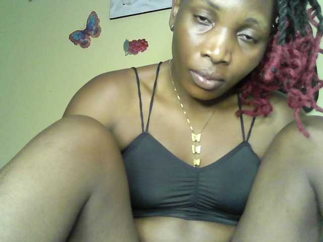 Prettystephy live cam on BongaCams