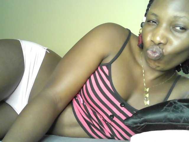 Prettystephy live cam on BongaCams