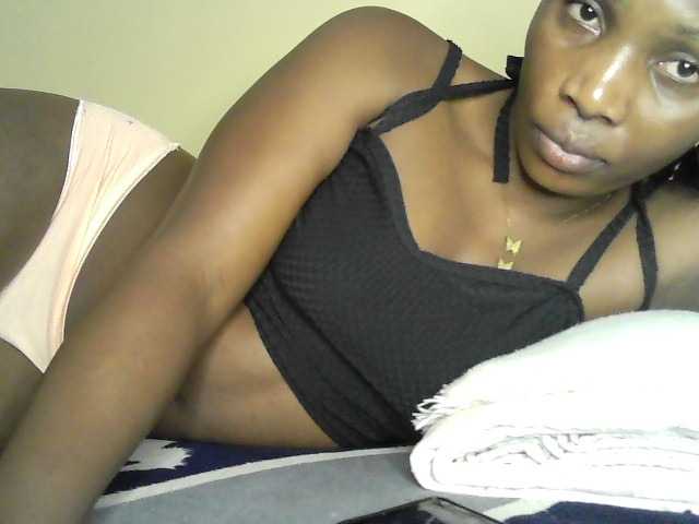 Prettystephy live cam on BongaCams