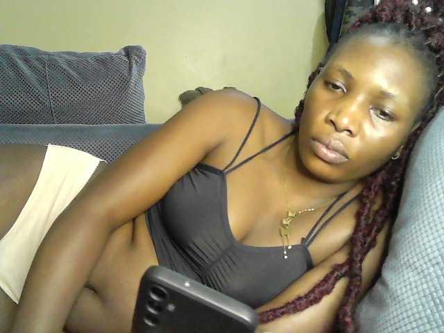 Prettystephy live cam on BongaCams