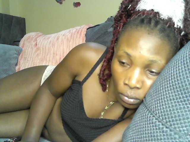 Prettystephy live cam on BongaCams