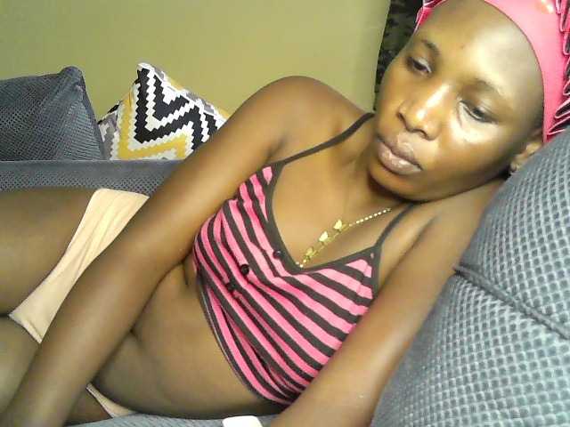 Prettystephy live cam on BongaCams