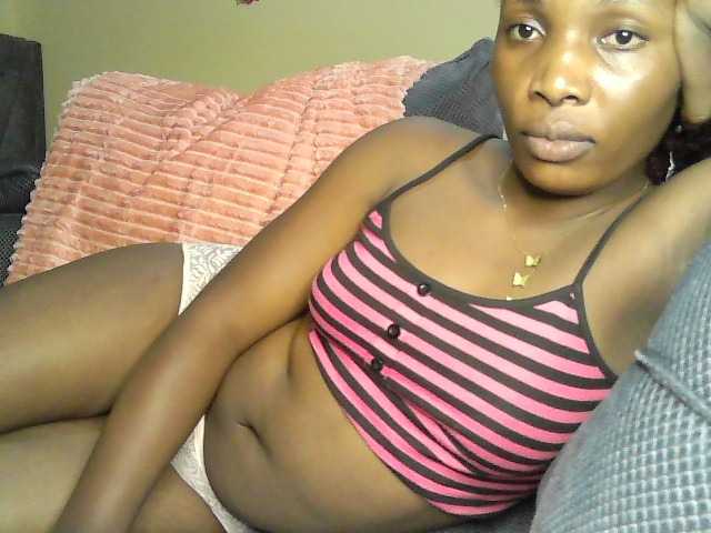 Prettystephy live cam on BongaCams