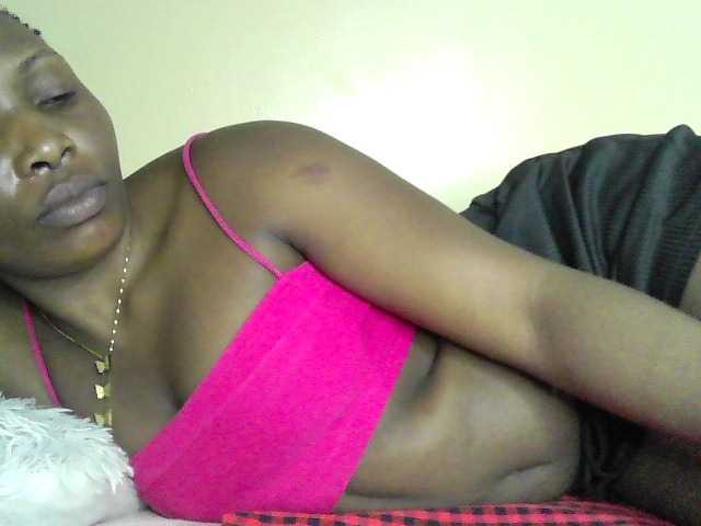 Prettystephy live cam on BongaCams