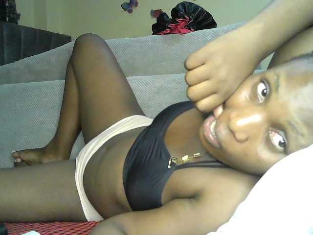 Prettystephy live cam on BongaCams