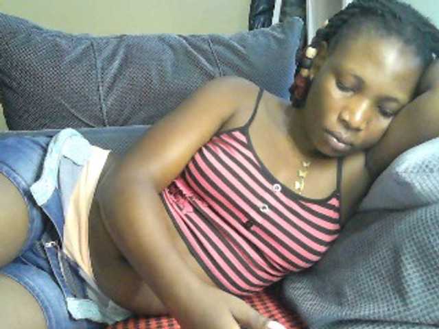 Prettystephy live cam on BongaCams