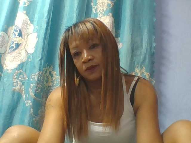 arijoh1a webcam bongacams model stream image