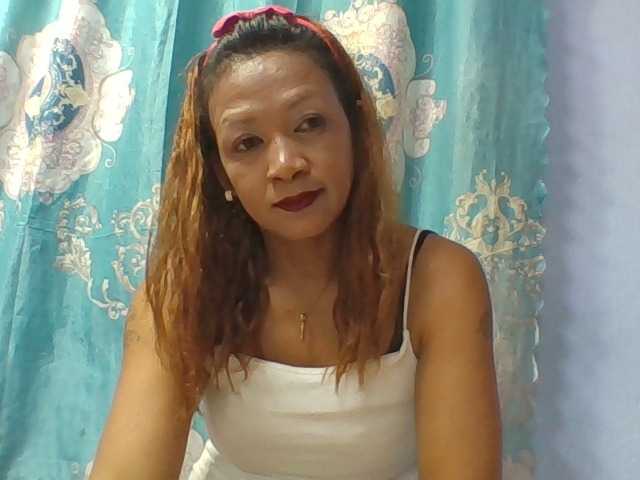le modèle arijoh1a est en webcam porno dans un show sur le site bongacams, il possède les tags suivants: Asian,Redhead,Trimmed