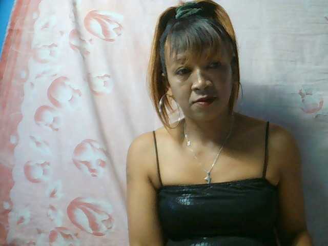 arijoh1a live cam on BongaCams