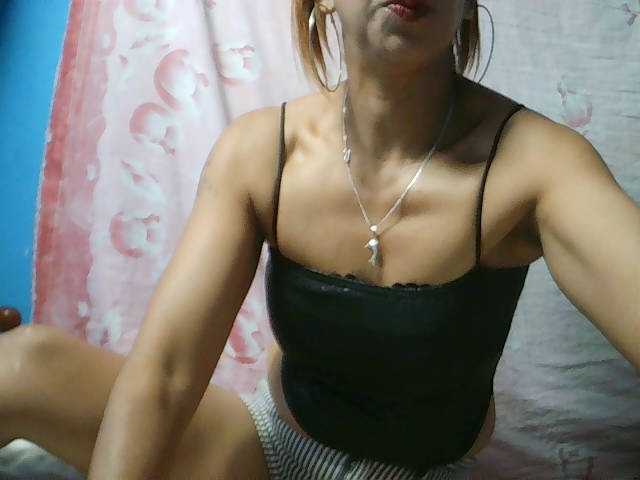 arijoh1a live webcam show