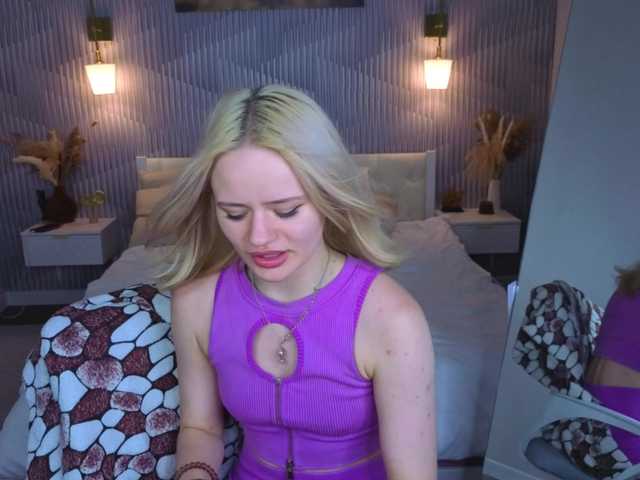 Tessa-Ashe live cam on BongaCams