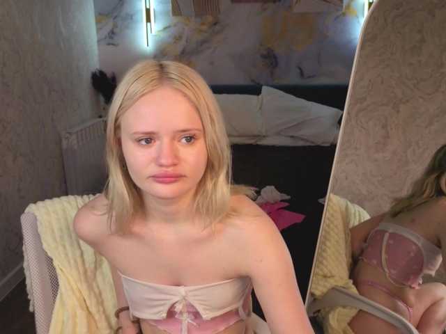 Tessa-Ashe live cam on BongaCams