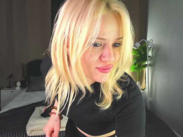 Tessa-Ashe live cam on BongaCams