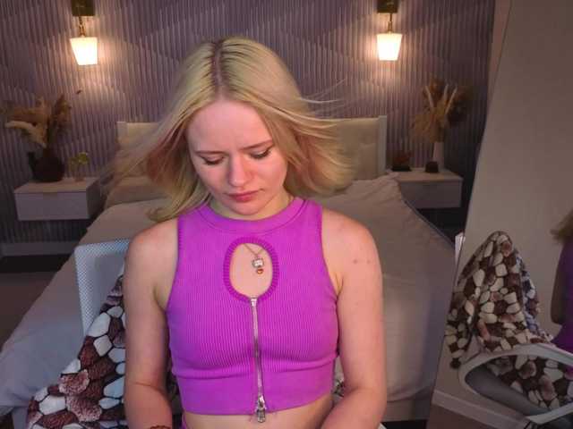 Tessa-Ashe live cam on BongaCams