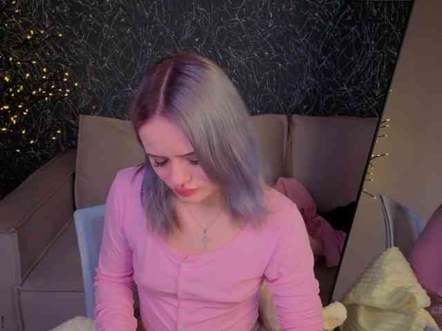 Tessa-Ashe webcam