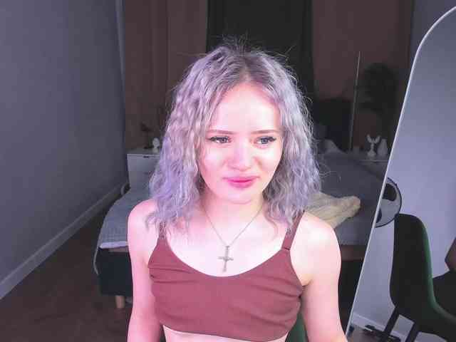 Tessa-Ashe webcam