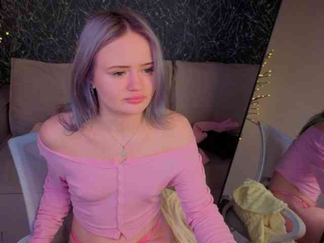 Tessa-Ashe webcam