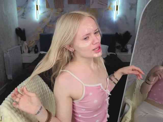 Tessa-Ashe webcam