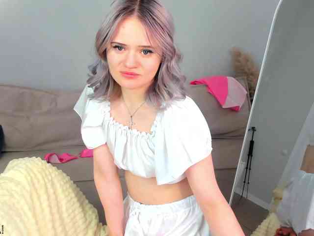 Tessa-Ashe webcam