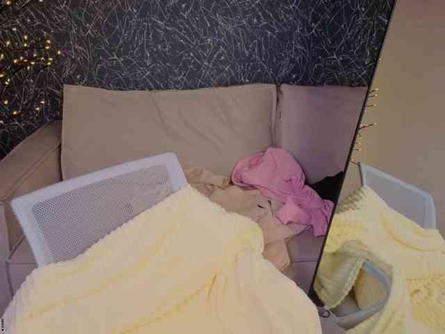 Tessa-Ashe webcam
