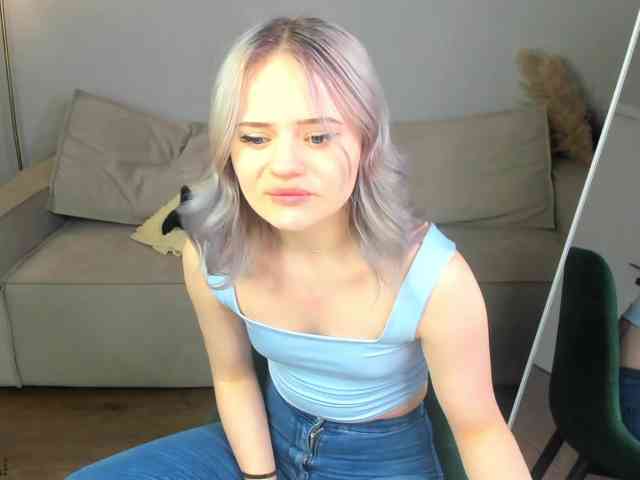 Tessa-Ashe webcam