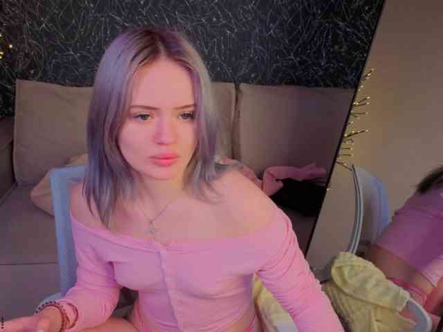 Tessa-Ashe webcam