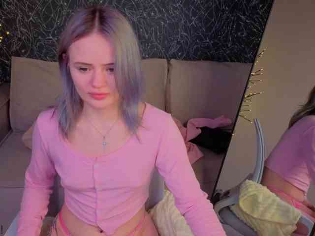 Tessa-Ashe webcam