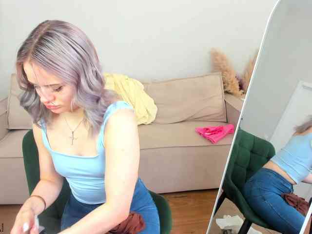 Tessa-Ashe webcam