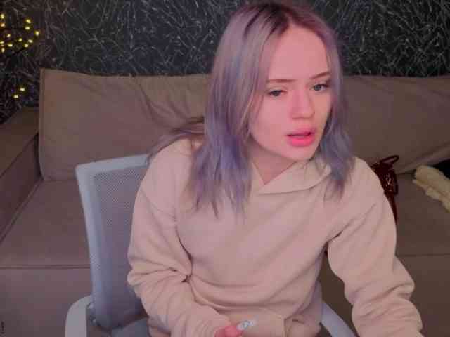 Tessa-Ashe webcam