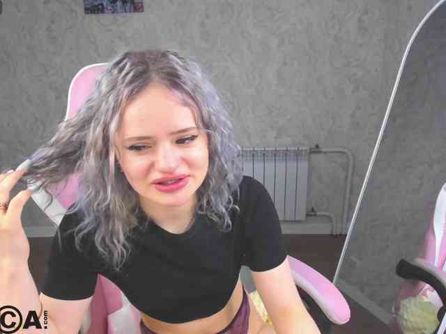 Tessa-Ashe webcam