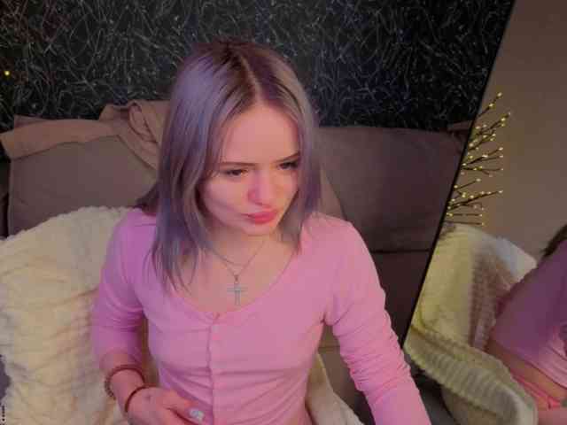 Tessa-Ashe webcam