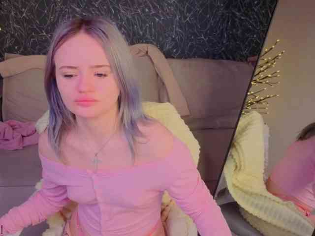 Tessa-Ashe webcam