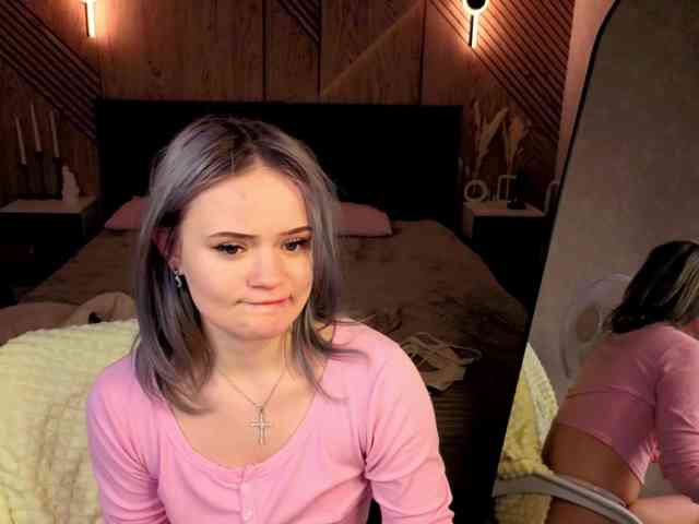 Tessa-Ashe webcam