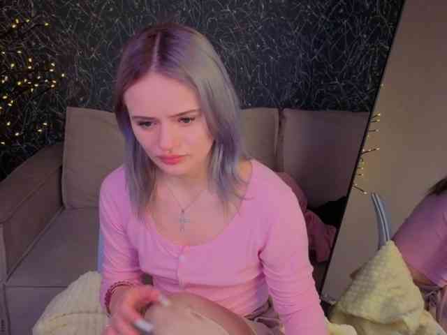 Tessa-Ashe webcam