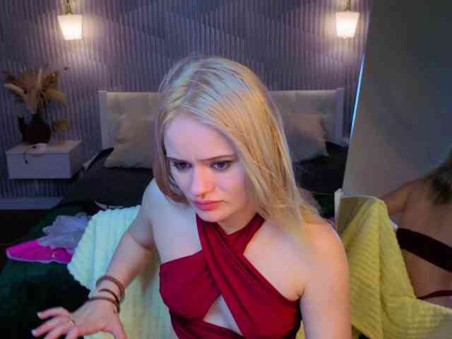 Tessa-Ashe webcam