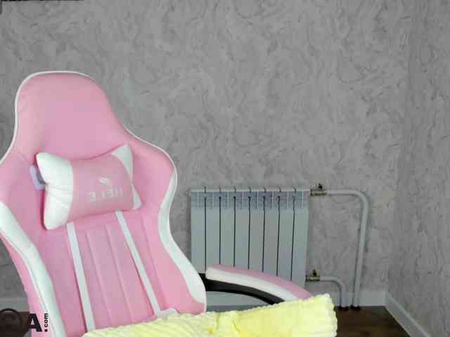 Tessa-Ashe webcam