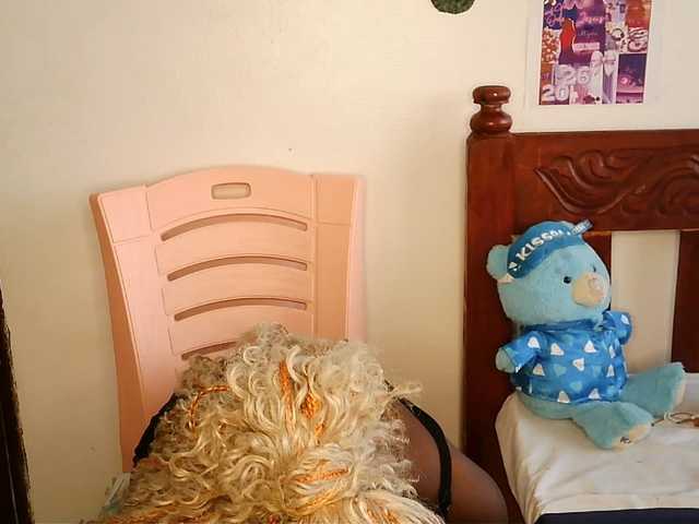 VelvetDesire live cam on BongaCams