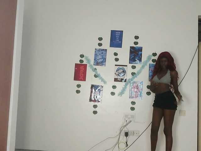 VelvetDesire's BongaCams show and profile