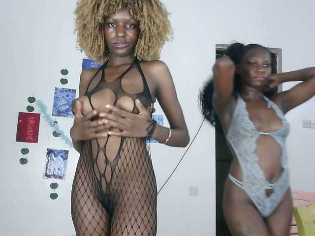 VelvetDesire's BongaCams show and profile