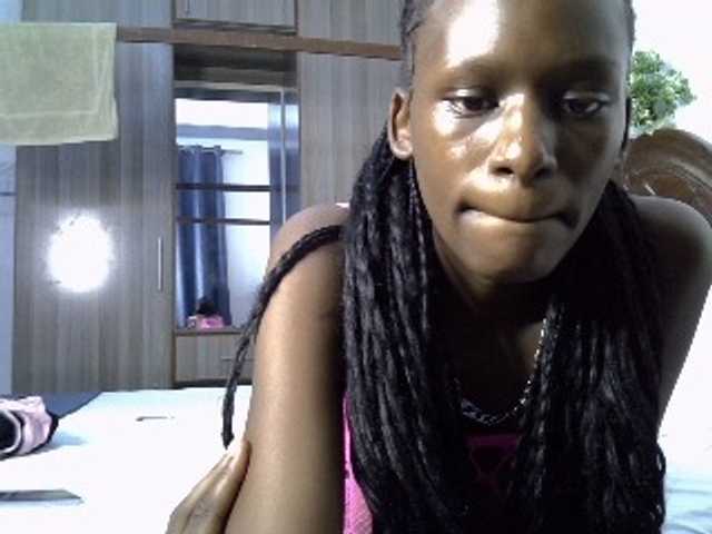VelvetDesire live cam on BongaCams