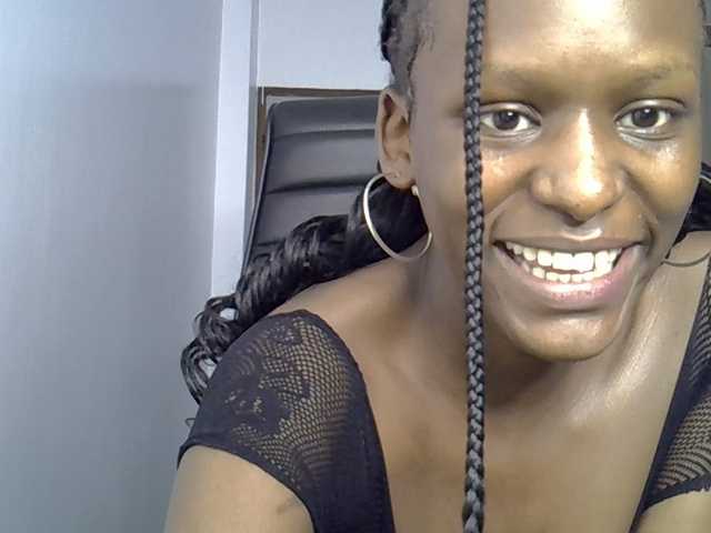 VelvetDesire live cam on BongaCams