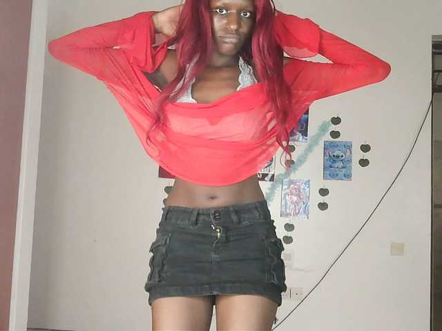 VelvetDesire's BongaCams show and profile