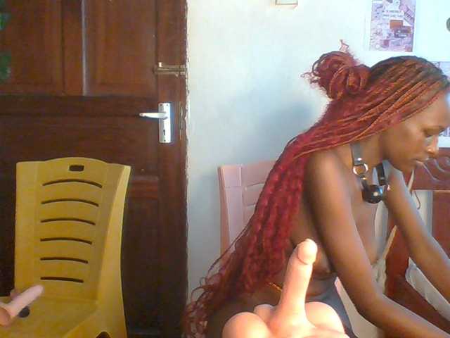 VelvetDesire live cam on BongaCams