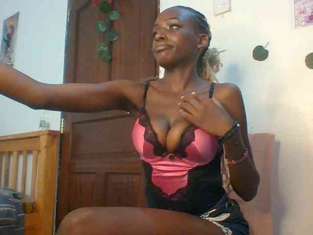 VelvetDesire webcam