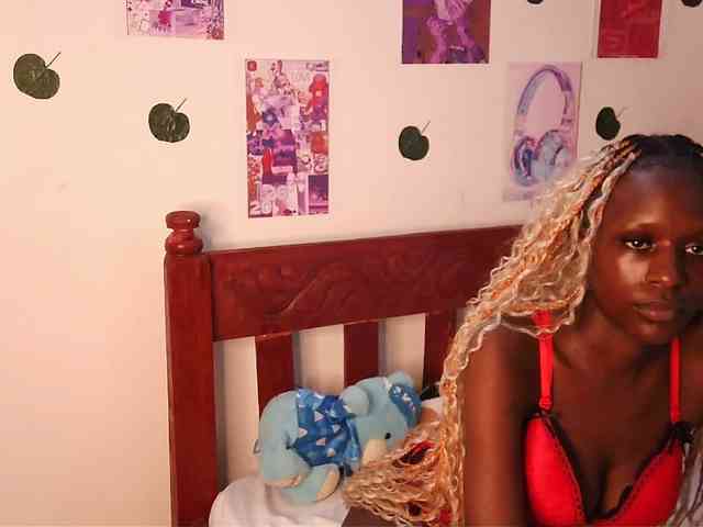 VelvetDesire webcam